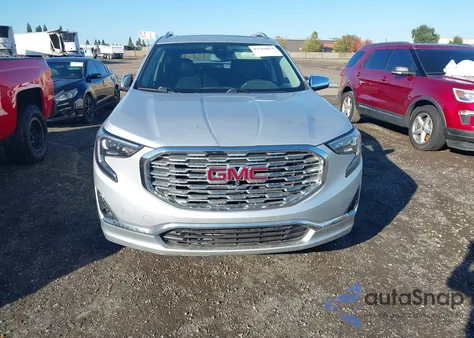 2018 GMC Terrain Denali z USA, uszkodzony, nr VIN 3GKALSEX6JL341750